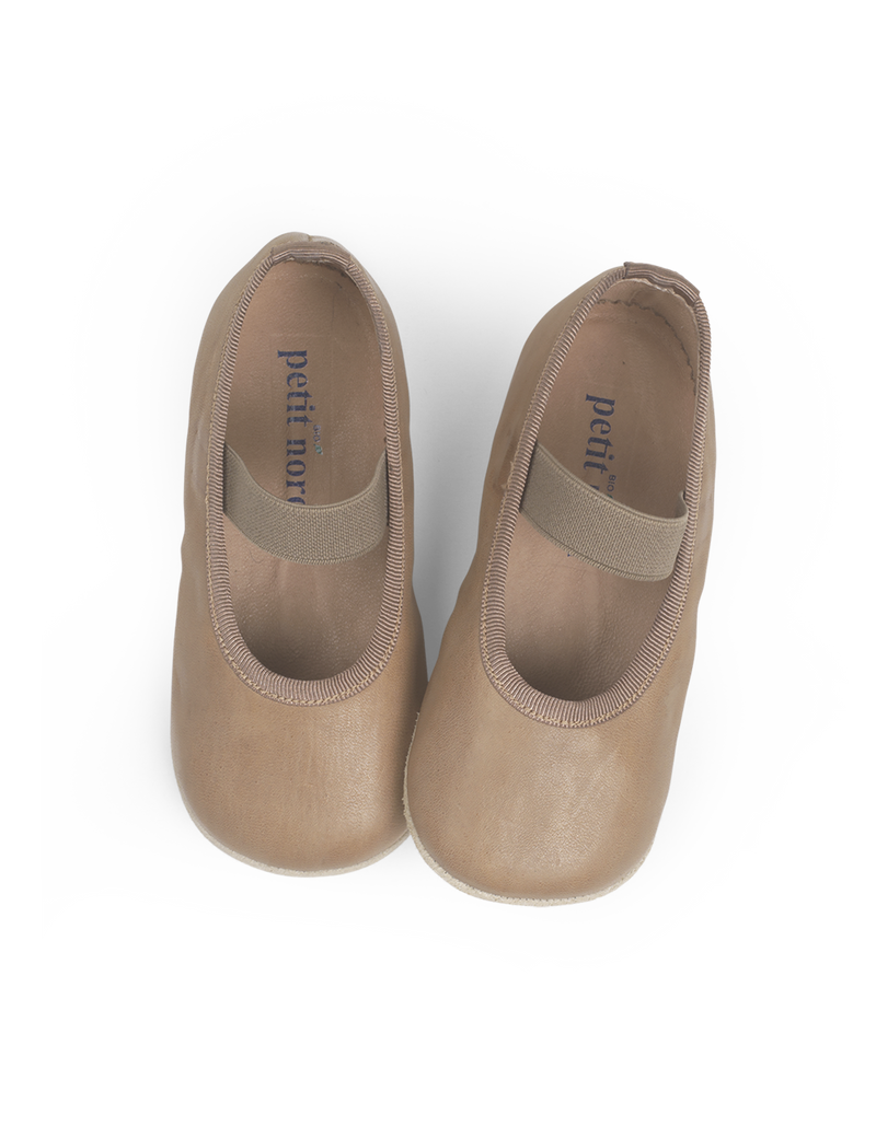 Petit Nord Ballerina Shoe with Elastic Indoor Shoes Latte 021