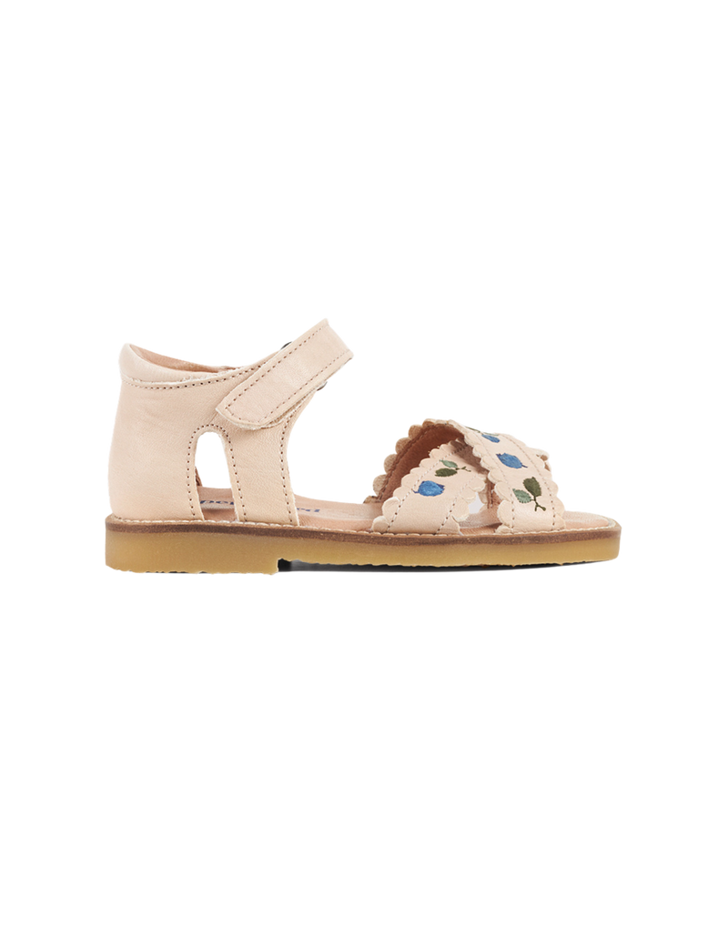 Petit Nord Blueberry Crossover Sandal Sandals Cream 052