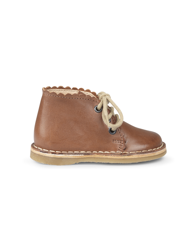 Petit Nord Scallop Boot Low Boot Shoes Cognac 002