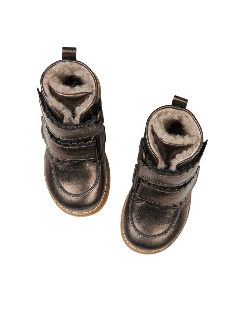 Petit Nord Scallop Winter Boot Winter Boots Beetle 077