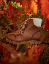 Petit Nord Shearling Winter Boot Women Women Cognac 002